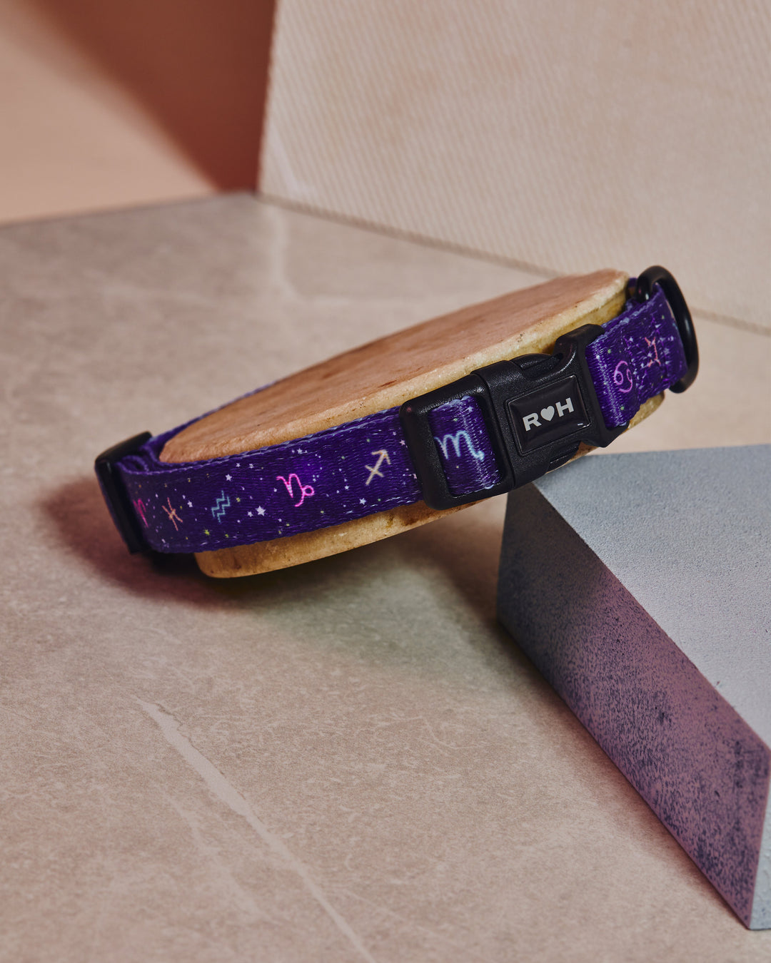 Zodiac Drip Dog Collar &amp; Bowtie