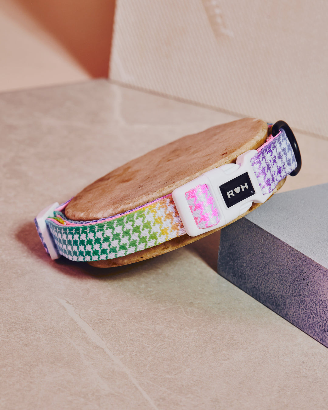 Rainbowtooth Collar &amp; Bowtie