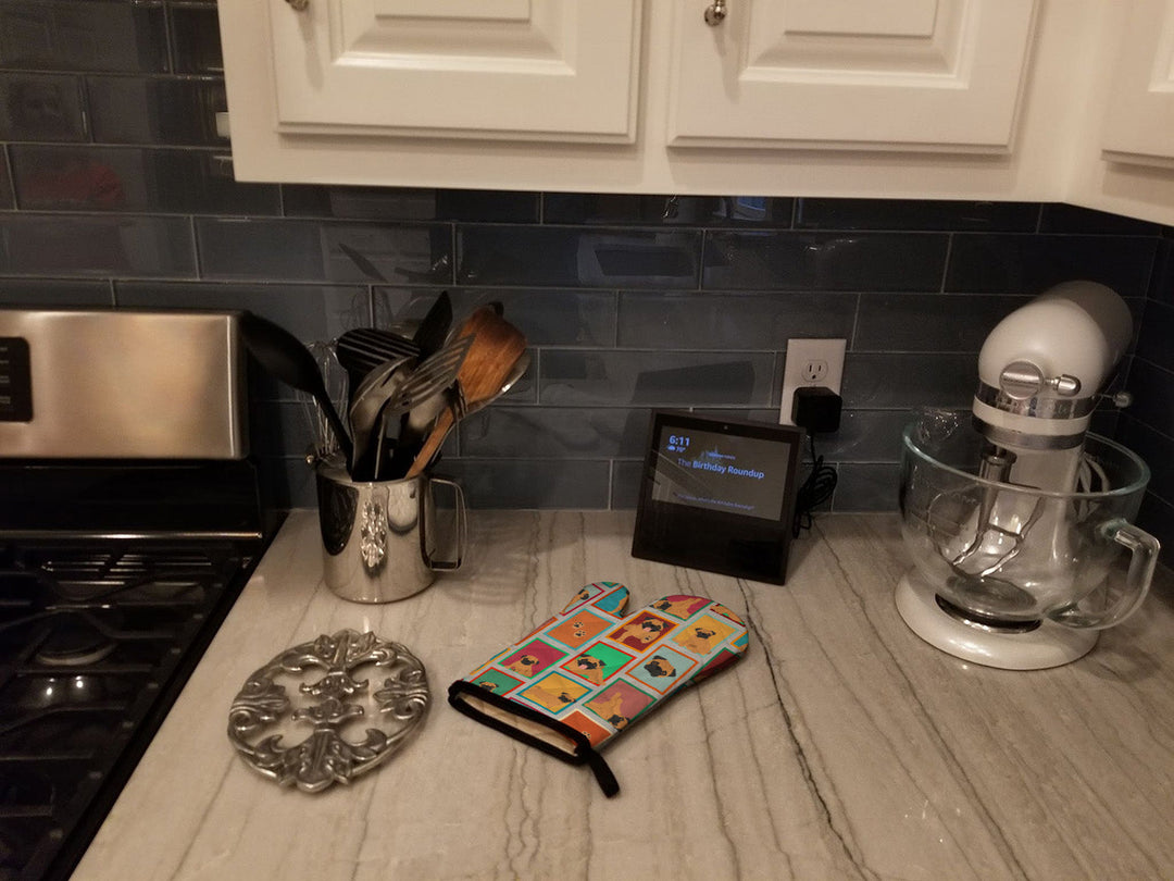 Lots of Apricot Pug Oven Mitt